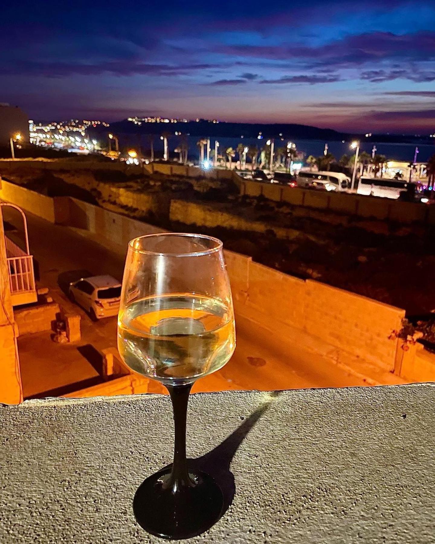 Sunshine Holiday Apartment 8 With Spectacular Seaviews St. Paul's Bay Buitenkant foto